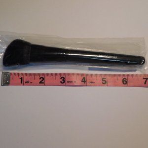 New With Tags -  NWT Bare Minerals Blooming Blush Brush
